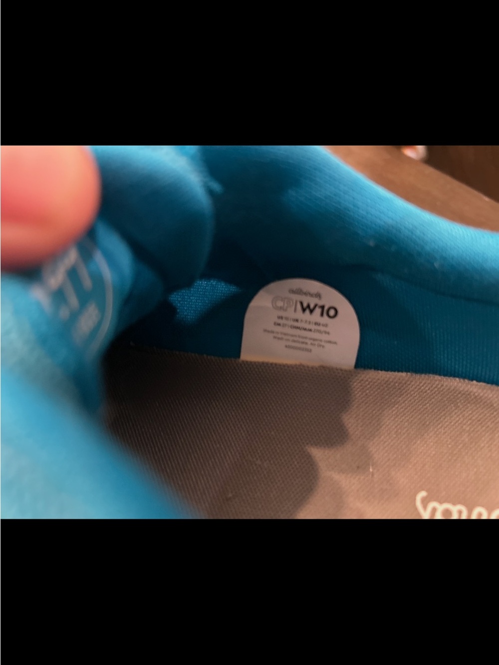Allbirds women’s Vibrant Blue Sneakers - Picture 11 of 13